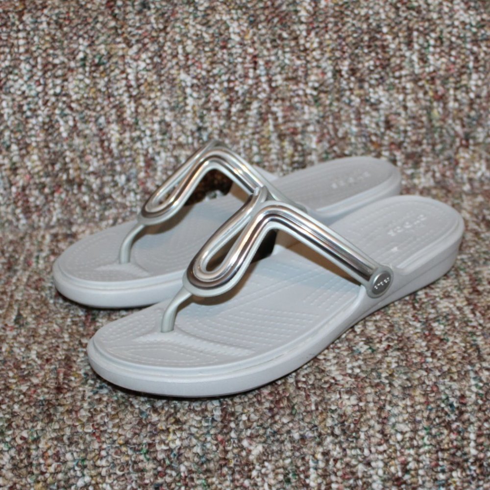 Crocs Comfort Sandals Thong  Women size 9